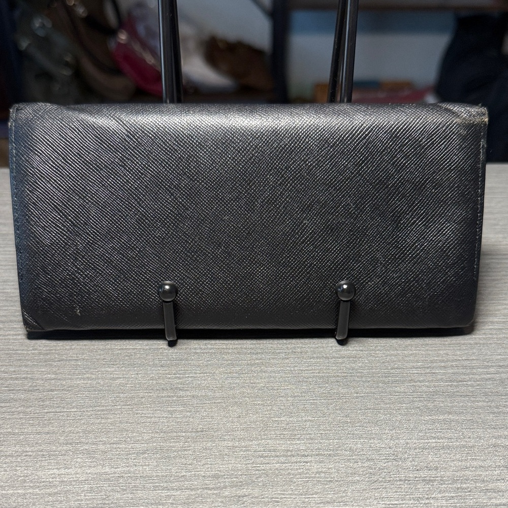 Burberry Black Leather Continental Wallet - Picture 2 of 8